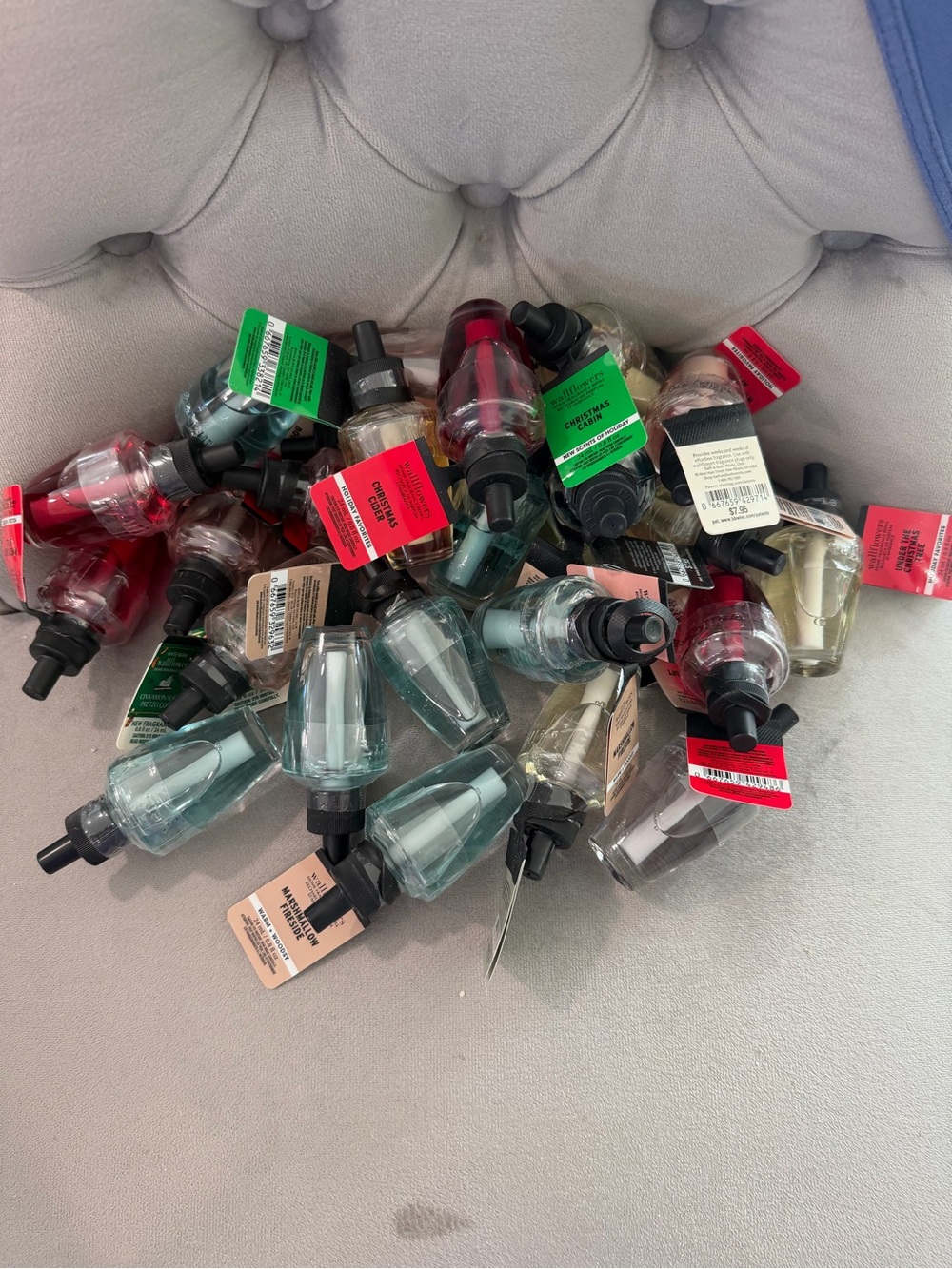 Assorted Wallflowers Fragrance Refill Bulbs - Mixed Colors 24